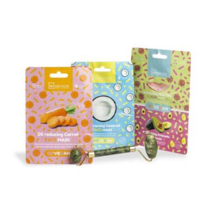 set de cuidado facial IDC Institute con tres mascarillas veganas y jade roller