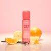 bruma corporal Eau So Juicy Flor de Mayo con limón naranja y vainilla