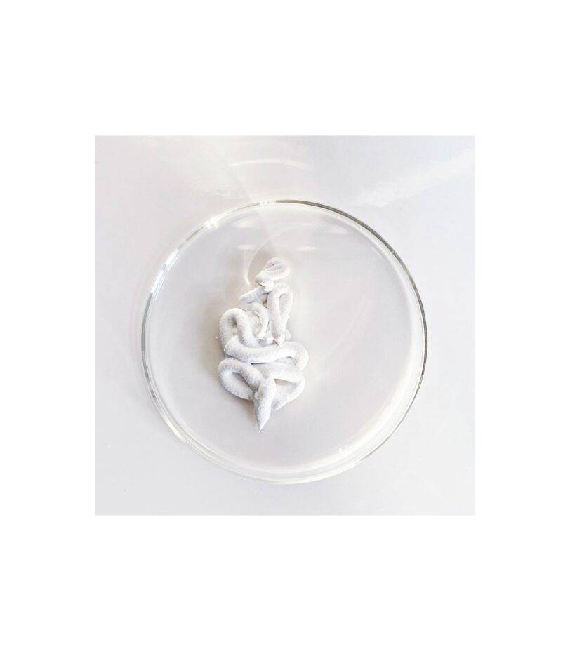 textura de pasta exfoliante facial manuka ziaja con efecto purificante