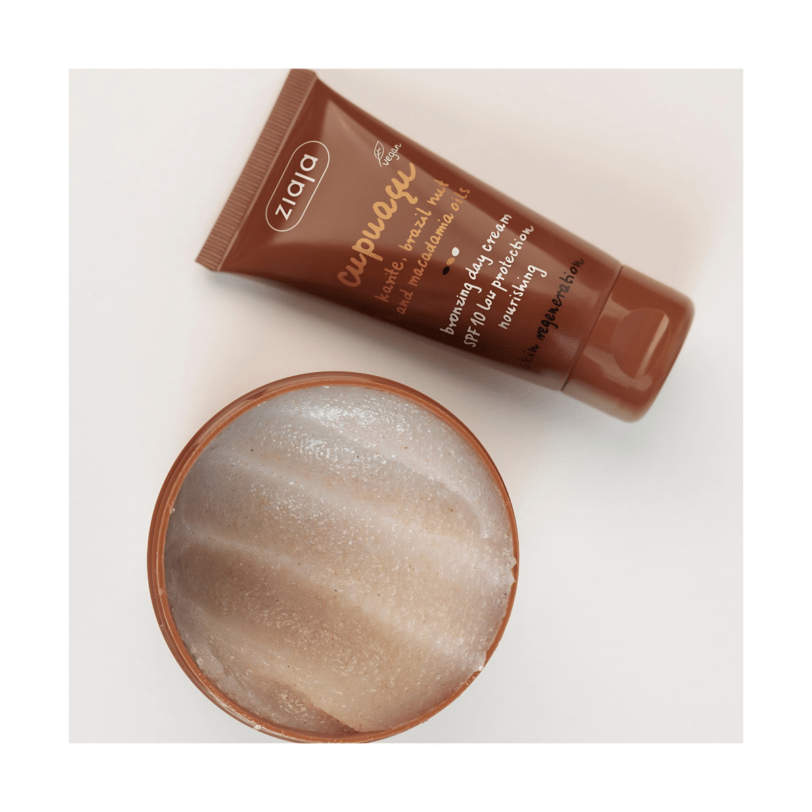 crema facial autobronceadora Ziaja Cupuaçu junto a exfoliante corporal de la línea Cupuaçu