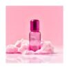 Bruma perfumada para cabello y cuerpo Sweet Cloud de Flor de Mayo con aroma a frambuesa, marshmallow y azúcar glas sobre algodón de azúcar rosa