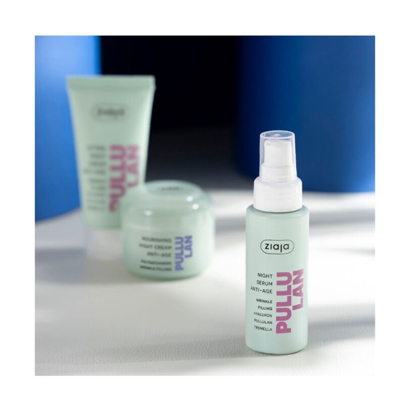 Sérum de noche Ziaja Pullulan junto a otros productos de la línea facial antiedad.